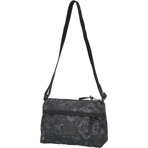GREGORY ENVELOPE SHOULDER